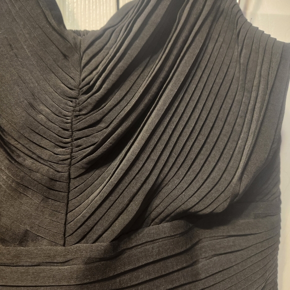 EXPRESS Pleated top - Picture 3 of 5